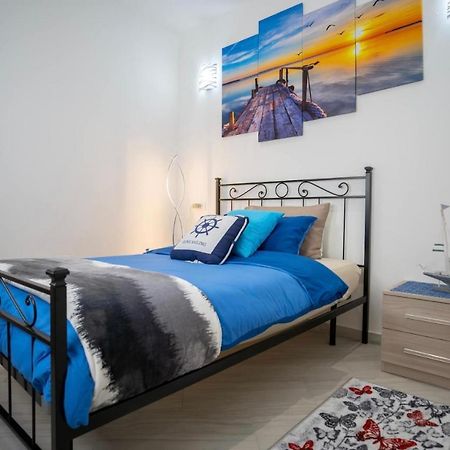 Appartamento 3 Camere Da Letto - Holiday House 2 Venesia Bagian luar foto